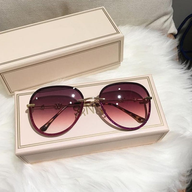 Ovale Sonnenbrille