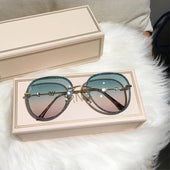 Ovale Sonnenbrille