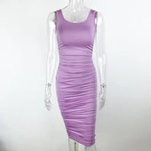 Tailliertes Midikleid