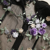 Damenkörper mit Blumen-Bombardina.de