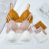 Ein Satz Spitzenunterwäsche mit einem Bralette-Bombardina.de