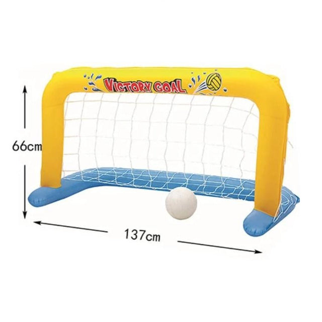 Aufblasbares Handballtor im Pool-Bombardina.de