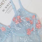 Set aus Spitzenunterwäsche mit Blumen-Bombardina.de