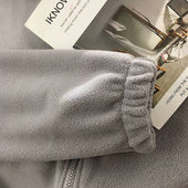 Damen-Fleece-Sweatshirt mit kleinem Aufdruck-Bombardina.de