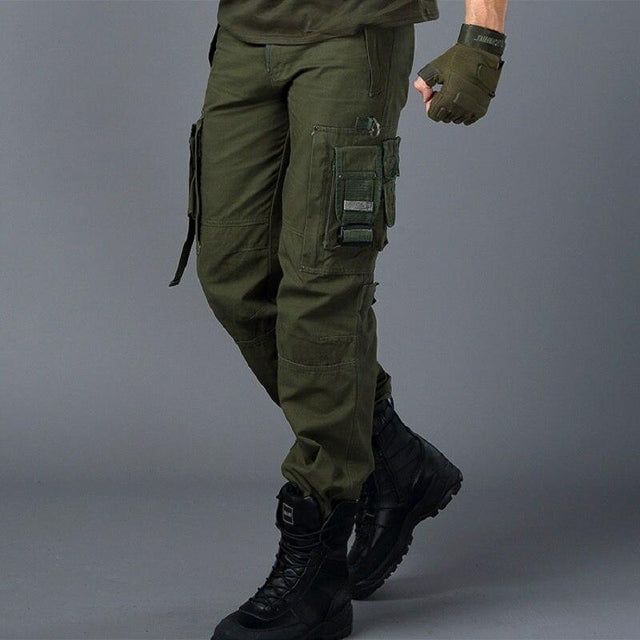 Gerade geschnittene Herrenhose-Bombardina.de