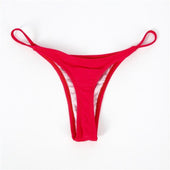 Brasilianischer Bikini-Slip an dünnen Trägern-Bombardina.de