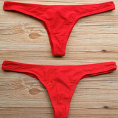 Brasilianischer Bikini-Slip schwarz-Bombardina.de