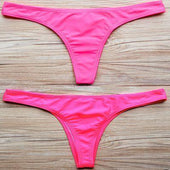 Brasilianischer Bikini-Slip schwarz-Bombardina.de