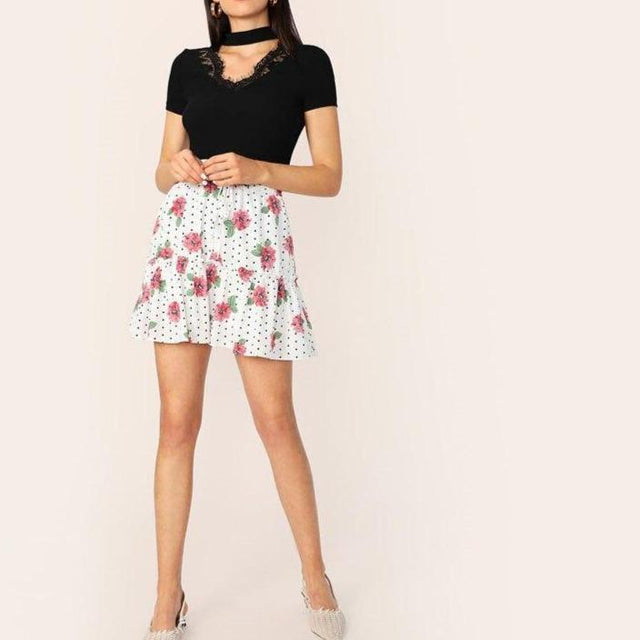 Damen-T-Shirt mit V-Ausschnitt und Spitze-Bombardina.de