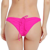 Bikinislip mit gewelltem Finish-Bombardina.de