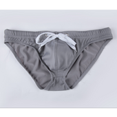 Herren-Badehose, Slip mit weißem String-Bombardina.de