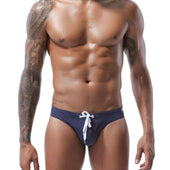 Herren-Badehose, Slip mit weißem String-Bombardina.de