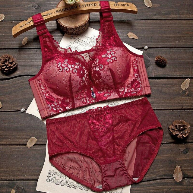 Dessous-Set mit Spitzenbesatz-Bombardina.de