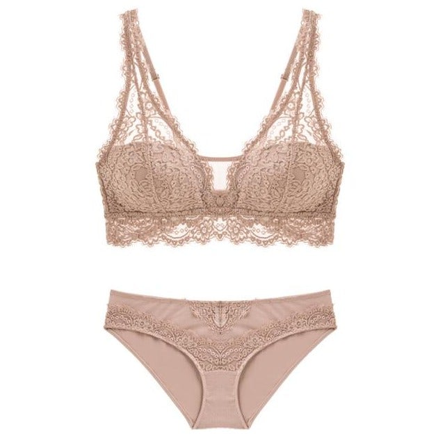 Ein Satz Spitzenunterwäsche mit einem Bralette-Bombardina.de