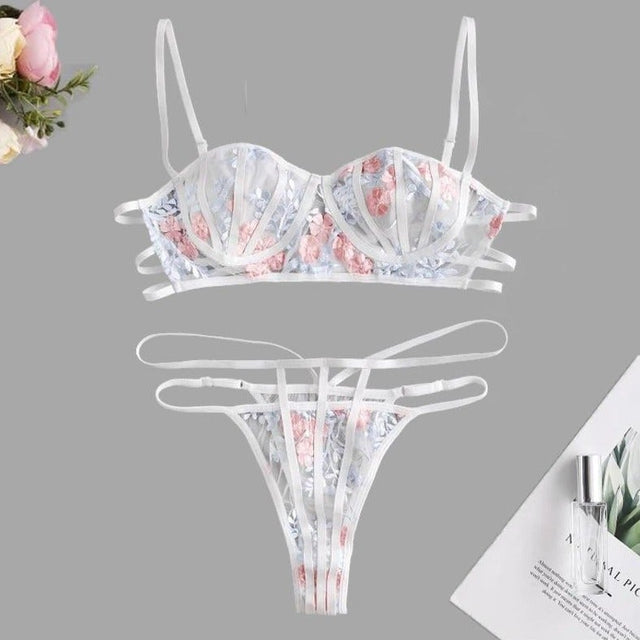 Set aus Spitzenunterwäsche mit Blumen-Bombardina.de