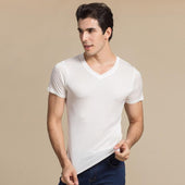 Herren-T-Shirt mit V-Ausschnitt und tailliertem Schnitt-Bombardina.de