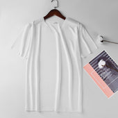 Einfarbiges Herren-T-Shirt mit V-Ausschnitt-Bombardina.de