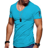 Herren-T-Shirt mit V-Ausschnitt und Reißverschluss am Ärmel-Bombardina.de