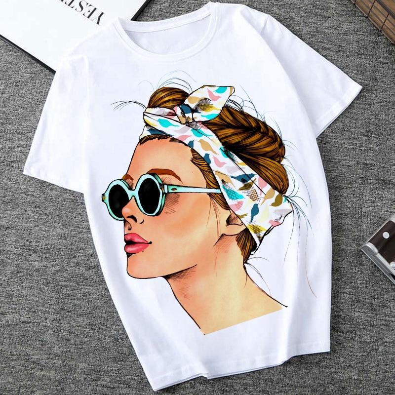 Damen-T-Shirt mit dem Motiv von Frauen-Bombardina.de