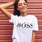 Damen T-Shirt mit der Aufschrift-Bombardina.de