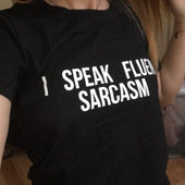 Damen T-Shirt mit der Aufschrift-Bombardina.de