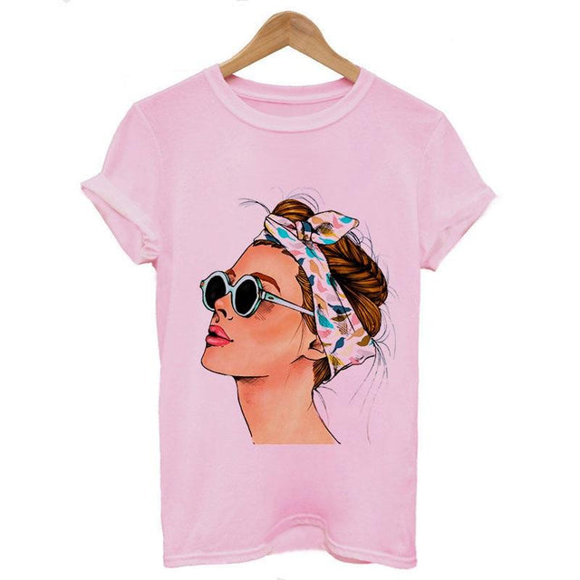 Damen-T-Shirt mit dem Motiv von Frauen-Bombardina.de