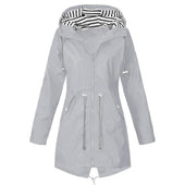 Damen-Regenjacke mit gestreifter Kapuze-Bombardina.de
