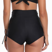 Hoch taillierte Bikinihose mit Rippen-Bombardina.de