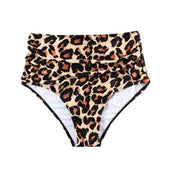 Hoch taillierte Bikinihose mit Blumenmotiv-Bombardina.de