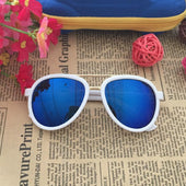 Sonnenbrille mit Neonrahmen-Bombardina.de