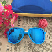 Sonnenbrille mit Neonrahmen-Bombardina.de