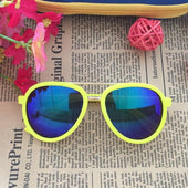 Sonnenbrille mit Neonrahmen-Bombardina.de