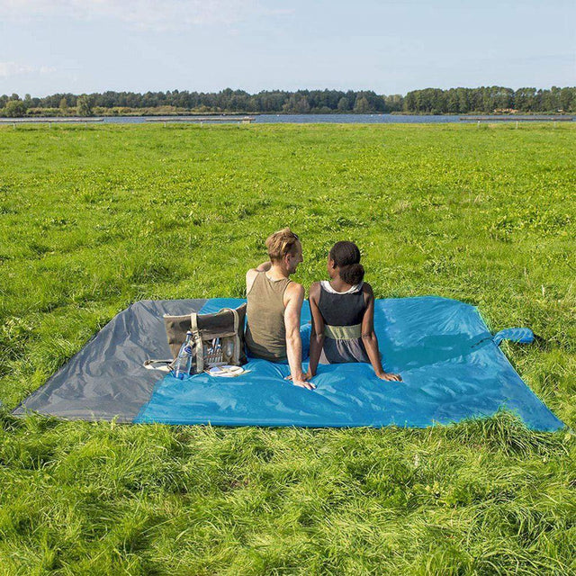 Strandtuch wasserdicht-Bombardina.de