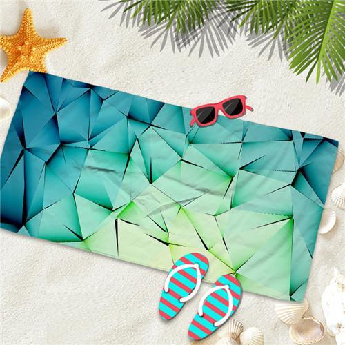 Strandtuch mit geometrischen Mustern-Bombardina.de