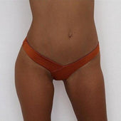Bikini-String mit asymmetrischem Schnitt-Bombardina.de