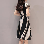 Midikleid mit geometrischem Muster-Bombardina.de