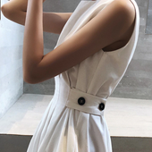 Midikleid mit Knöpfen an der Taille-Bombardina.de
