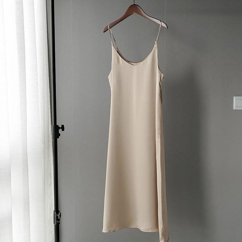Einfarbiges Midikleid-Bombardina.de