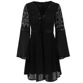 Minikleid mit Spitzeneinsätzen-Bombardina.de