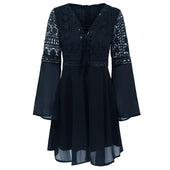 Minikleid mit Spitzeneinsätzen-Bombardina.de