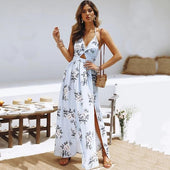 Strandkleid mit Ausschnitt-Bombardina.de