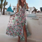 Strandkleid mit Blumen-Bombardina.de