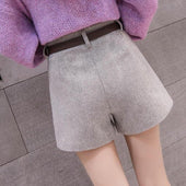 Glatte Damenshorts-Bombardina.de