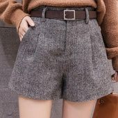 Glatte Damenshorts-Bombardina.de