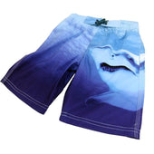 Badeshorts für einen Jungen mit einem Hai-Bombardina.de