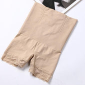 Formende Shorts mit Spitze-Bombardina.de