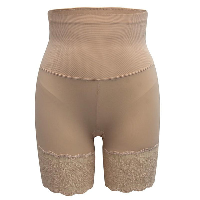 Formende Shorts mit Spitze-Bombardina.de