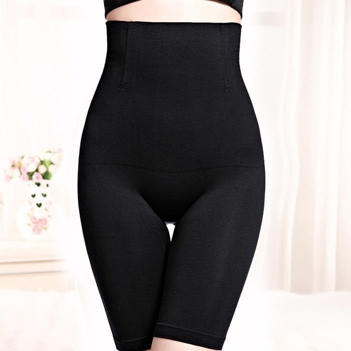 Glatte formende Shorts-Bombardina.de