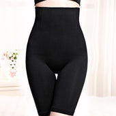 Glatte formende Shorts-Bombardina.de